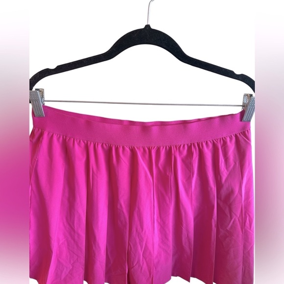 Rae Mode Pleated Tennis Skort Size XL Hot Pink Attached Shorts Pull On - Picture 10 of 12